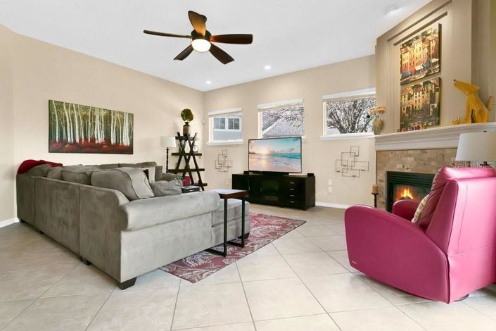 Image No.13-5 Bed House for sale