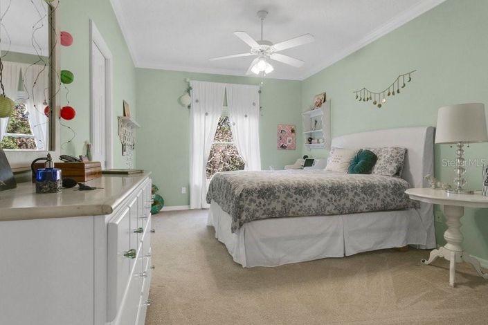 Image No.19-5 Bed House for sale