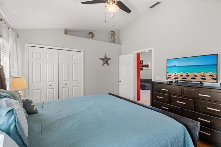 Image No.22-5 Bed House for sale