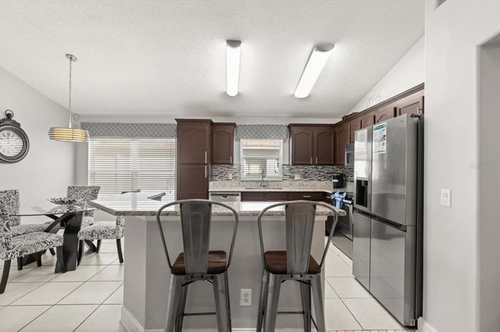 Image No.9-5 Bed House for sale