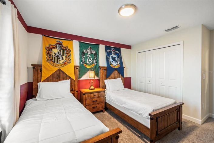 Image No.16-4 Bed Townhouse for sale