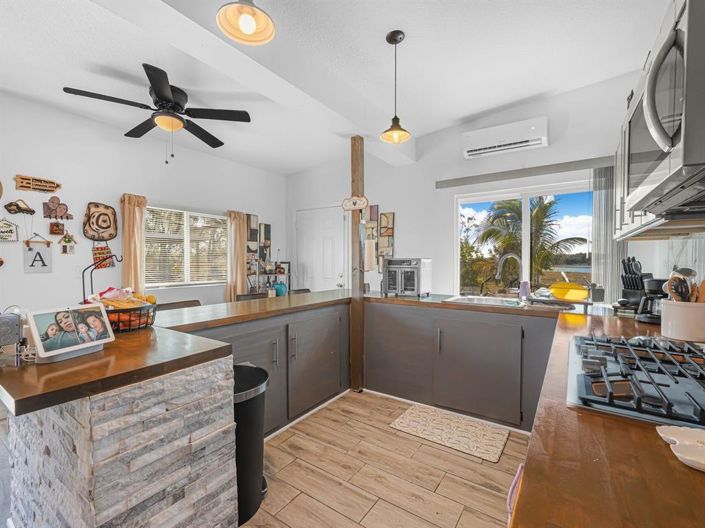 Image No.27-5 Bed House for sale