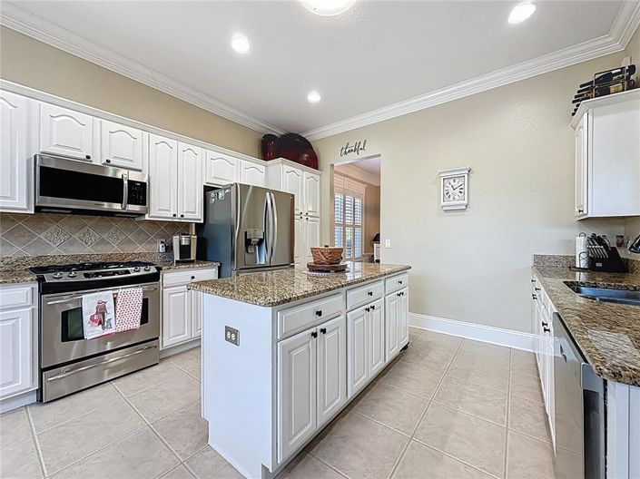 Image No.16-3 Bed House for sale