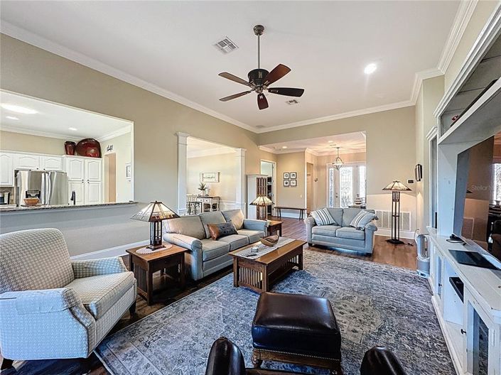 Image No.9-3 Bed House for sale