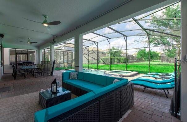 Image No.16-9 Bed House for sale