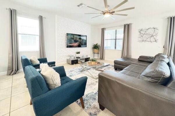 Image No.5-9 Bed House for sale