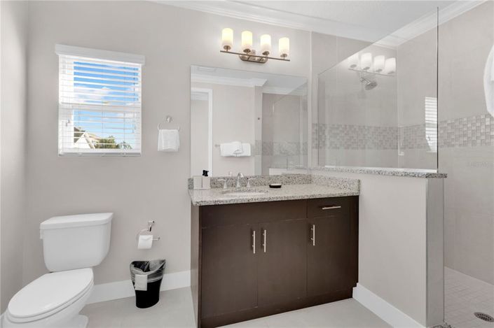 Image No.14-6 Bed House for sale