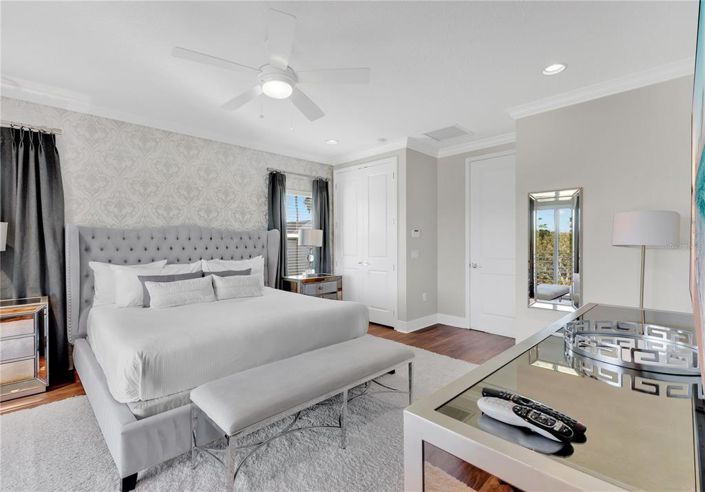 Image No.16-6 Bed House for sale