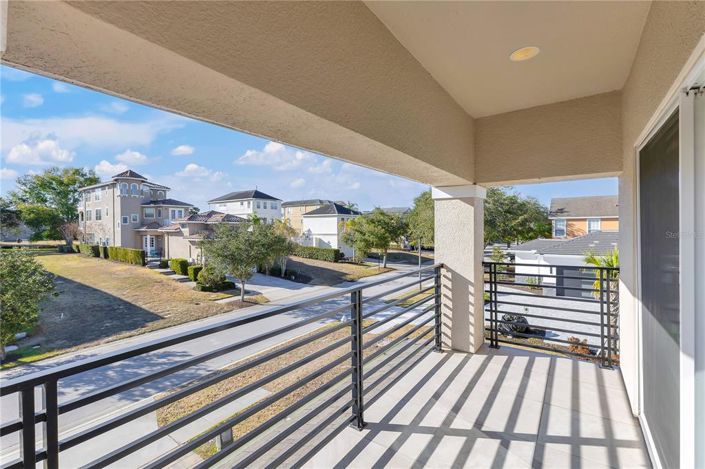 Image No.30-6 Bed House for sale