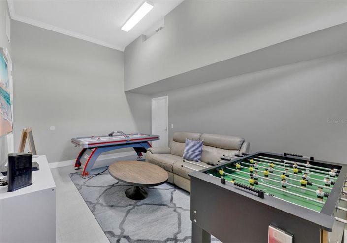 Image No.31-6 Bed House for sale