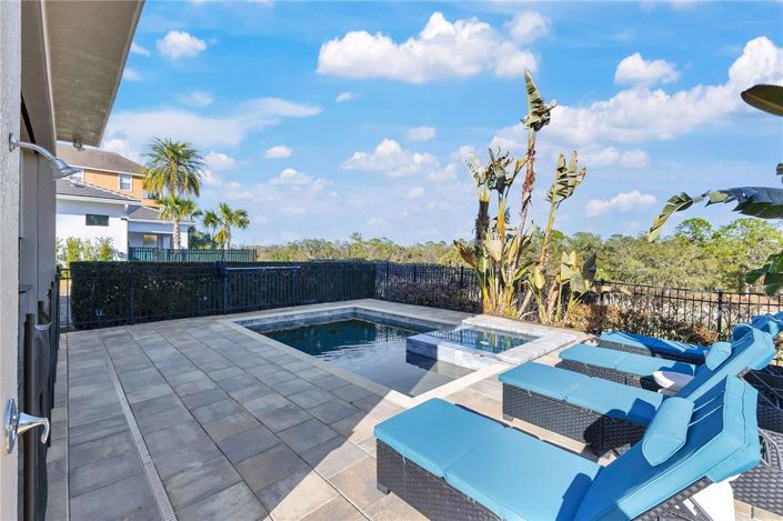 Image No.35-6 Bed House for sale