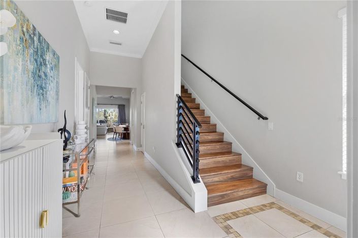 Image No.4-6 Bed House for sale