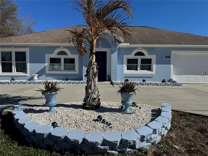 Image No.2-4 Bed House for sale