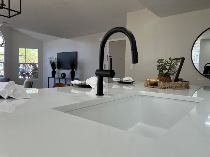 Image No.12-3 Bed Apartment for sale