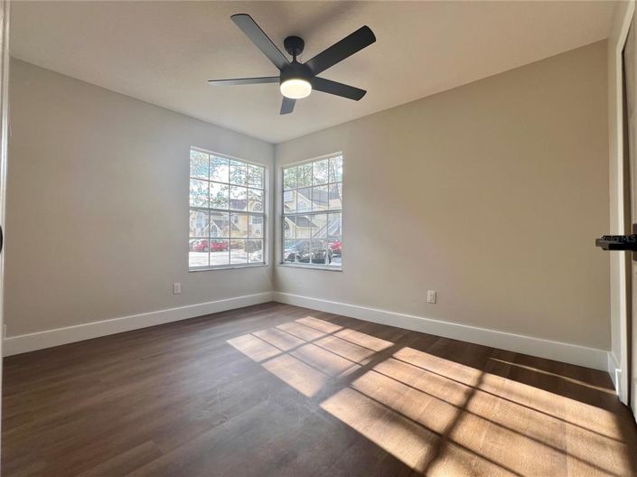 Image No.18-3 Bed Apartment for sale