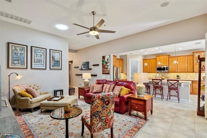 Image No.11-4 Bed House for sale