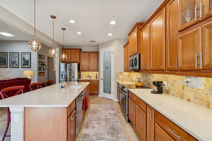 Image No.14-4 Bed House for sale