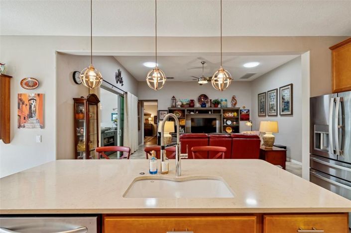 Image No.16-4 Bed House for sale