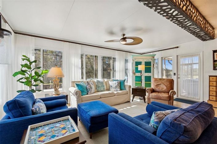 Image No.26-4 Bed House for sale