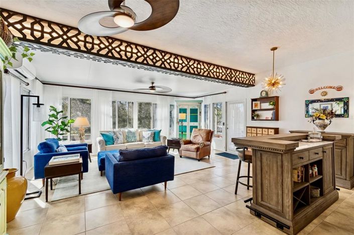 Image No.27-4 Bed House for sale