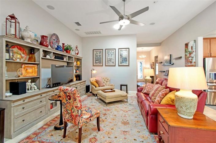 Image No.7-4 Bed House for sale