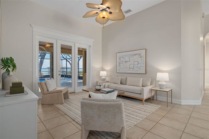 Image No.16-5 Bed House for sale