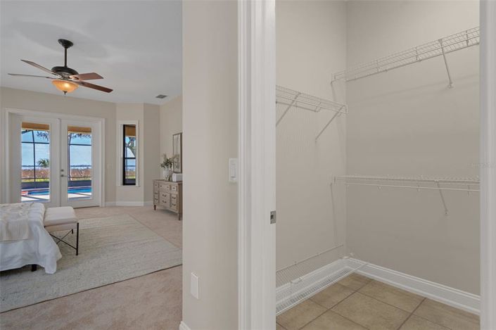 Image No.26-5 Bed House for sale