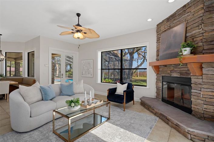 Image No.40-5 Bed House for sale