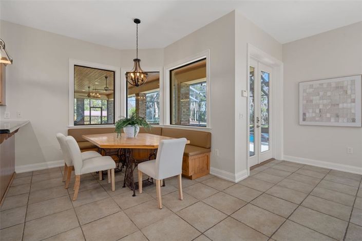 Image No.42-5 Bed House for sale