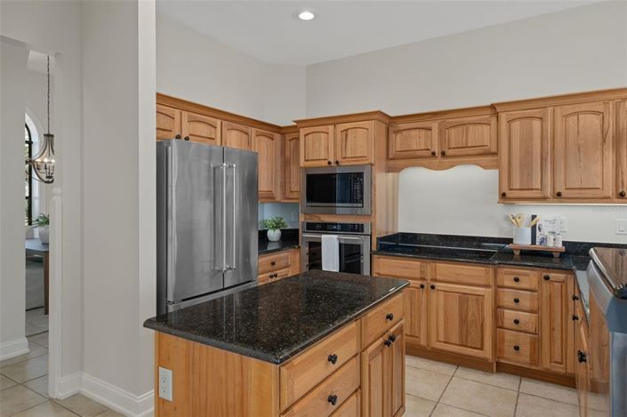 Image No.45-5 Bed House for sale