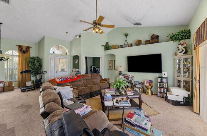 Image No.8-4 Bed House for sale