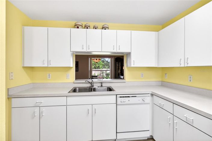 Image No.22-2 Bed House for sale