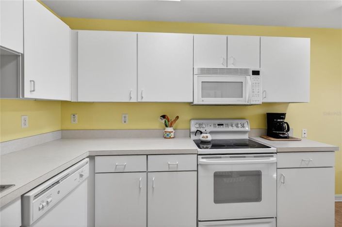 Image No.24-2 Bed House for sale