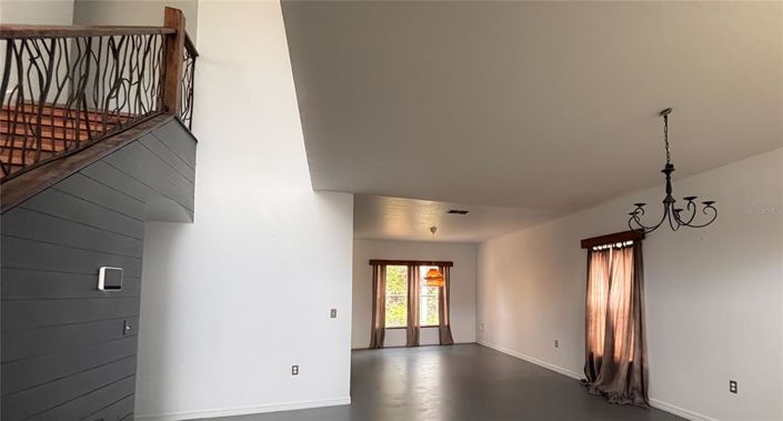 Image No.3-Maison de 4 chambres à vendre à Saint John