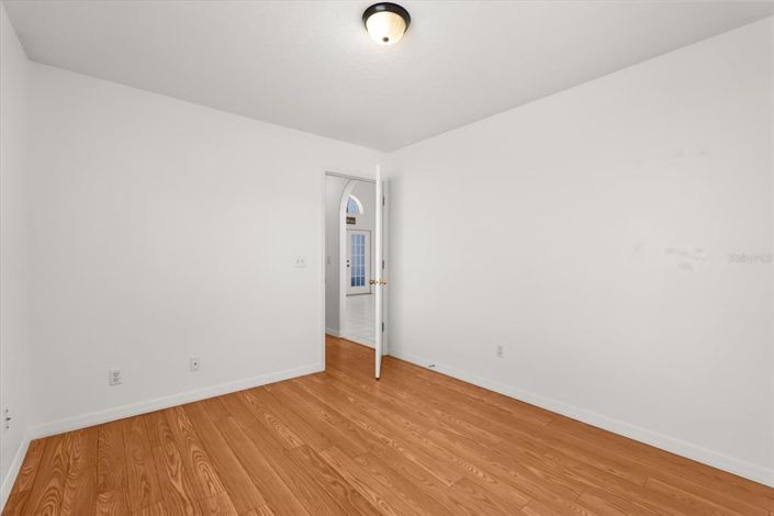 Image No.24-3 Bed House for sale