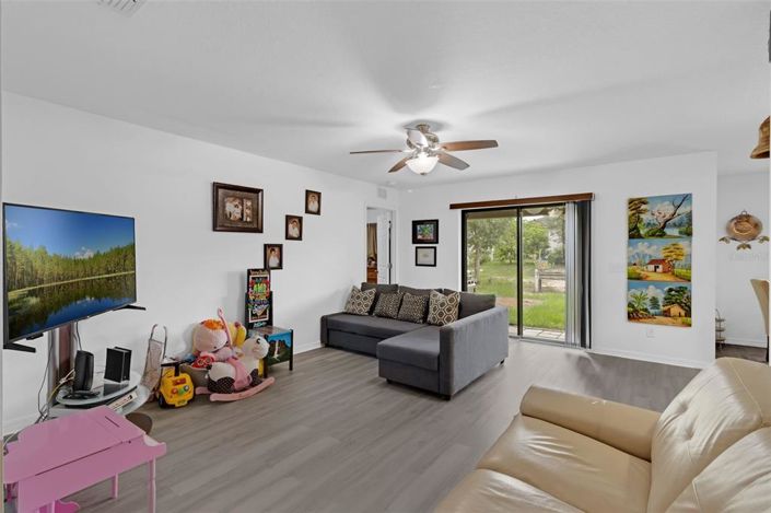 Image No.3-3 Bed House for sale