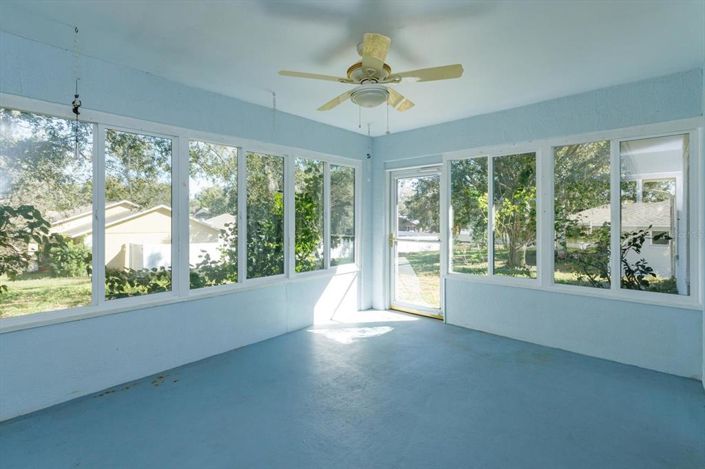 Image No.15-3 Bed House for sale