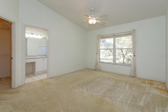 Image No.17-3 Bed House for sale