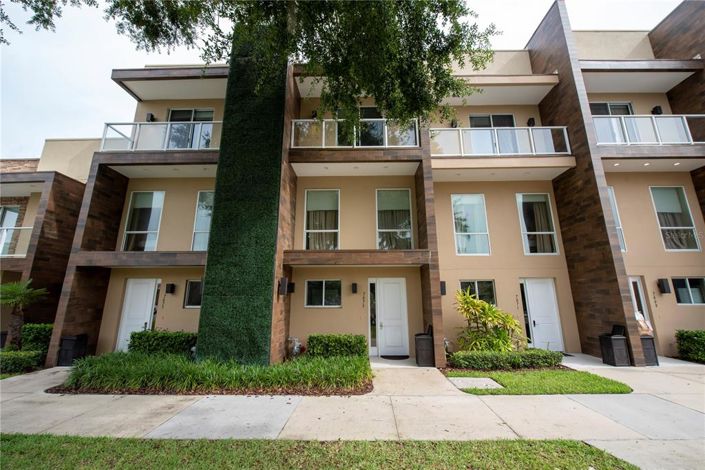 Image No.2-Maison de ville de 3 chambres à vendre à Saint John