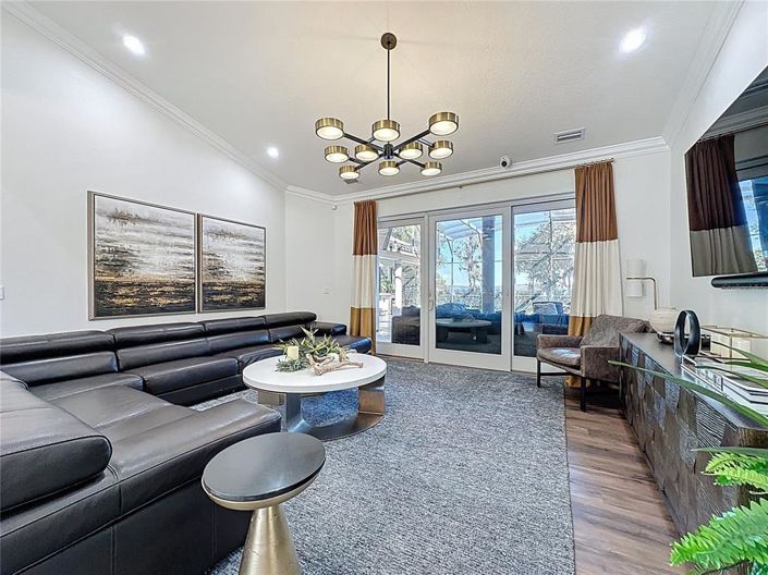 Image No.12-6 Bed House for sale