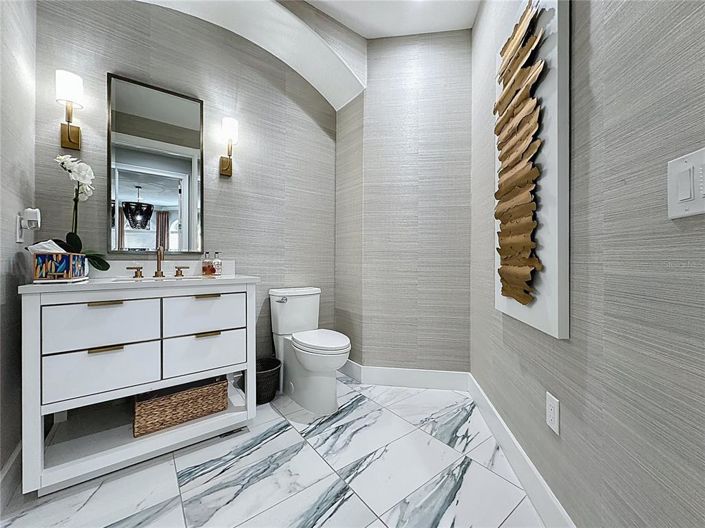 Image No.14-6 Bed House for sale