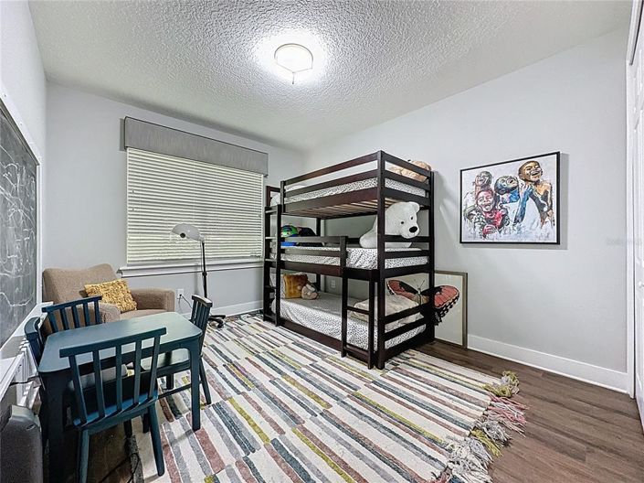 Image No.31-6 Bed House for sale