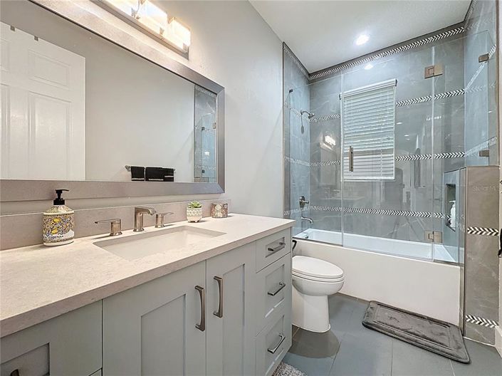 Image No.33-6 Bed House for sale