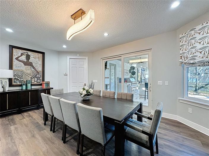 Image No.53-6 Bed House for sale