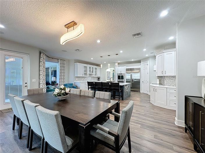 Image No.54-6 Bed House for sale