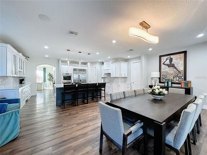 Image No.55-6 Bed House for sale