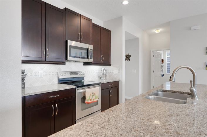 Image No.11-4 Bed House for sale