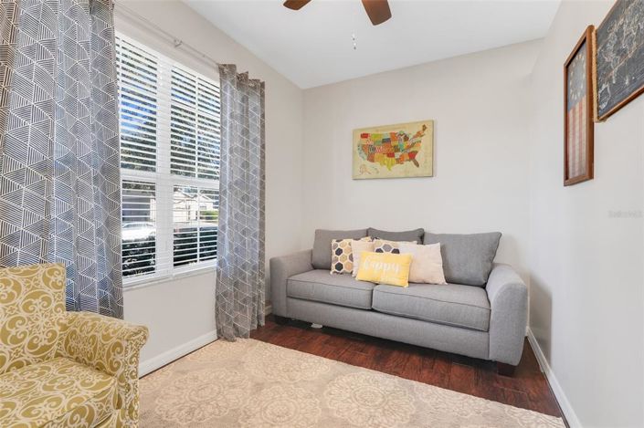 Image No.19-4 Bed House for sale