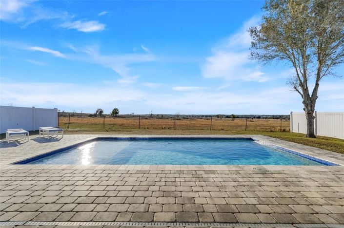 Image No.37-4 Bed House for sale