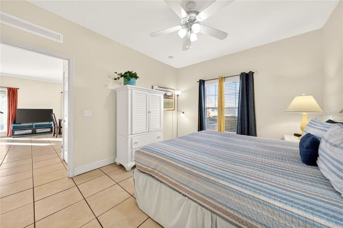 Image No.16-Maison de ville de 4 chambres à vendre à Saint John